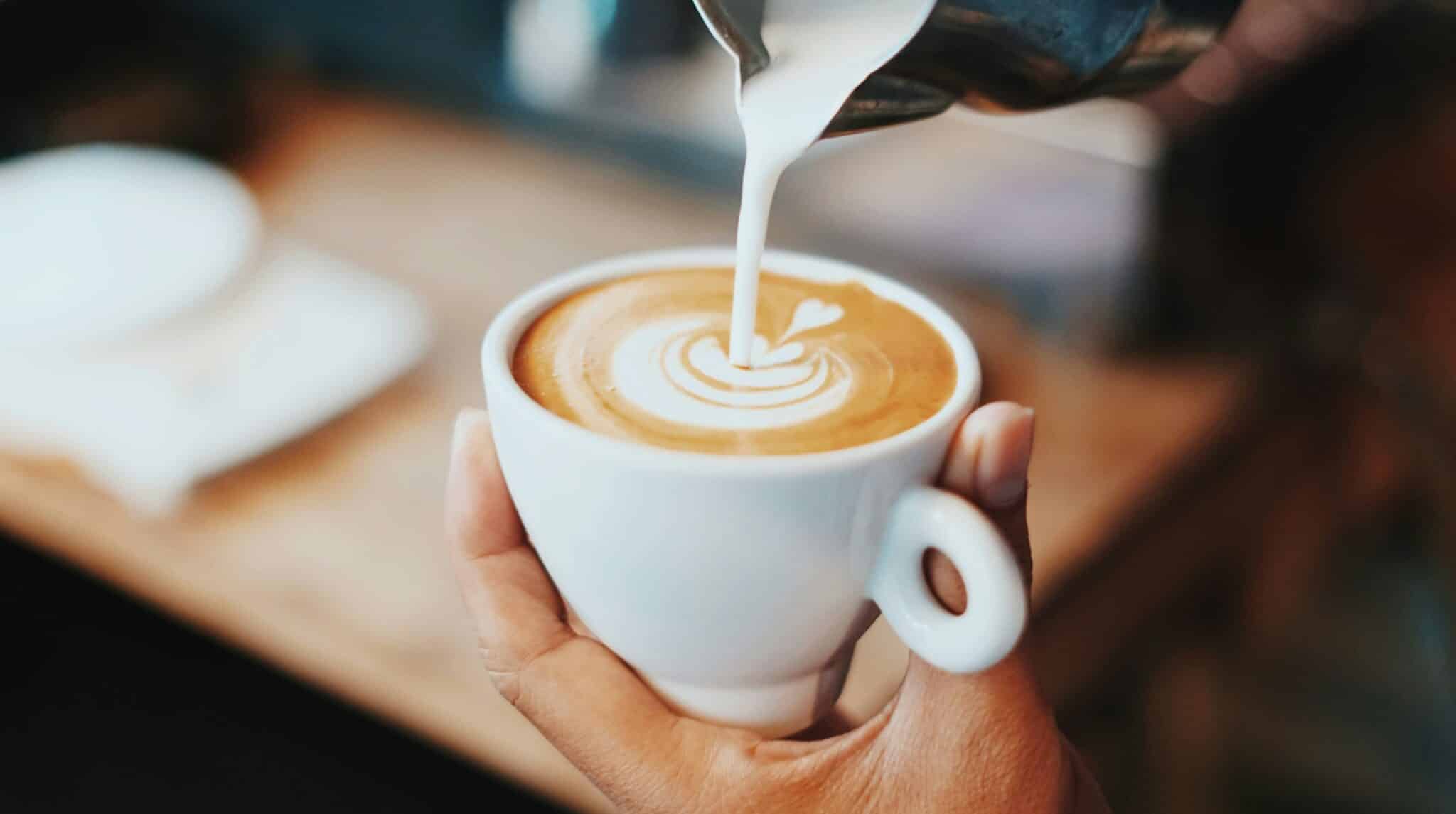 Caffè al mattino e salute cardiovascolare: cosa emerge da un nuovo studio