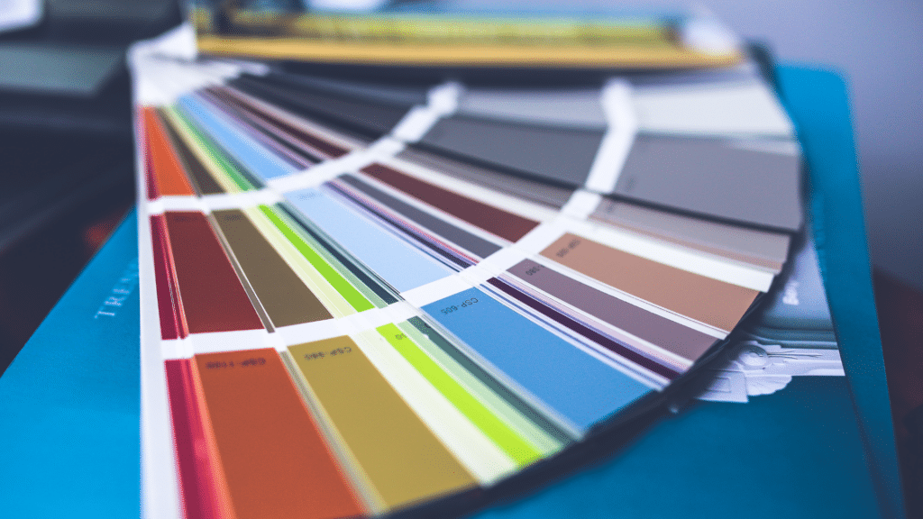 Colori ed emozioni: come i colori influenzano la psiche, il benessere e il modo in cui viviamo gli spazi