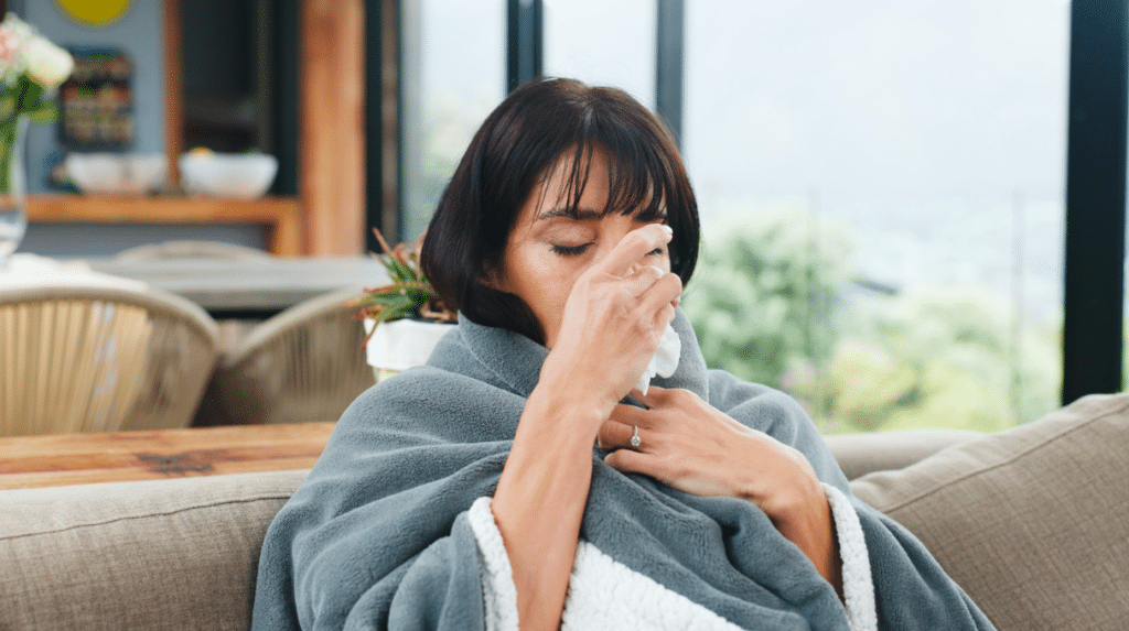 come sostenere il corpo quando si hanno raffreddore e tosse