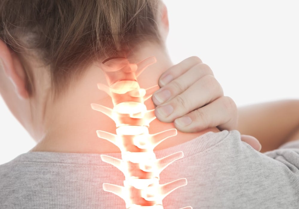 Cervicale, mal di testa e tensione muscolare: perché il problema spesso non è dove senti dolore